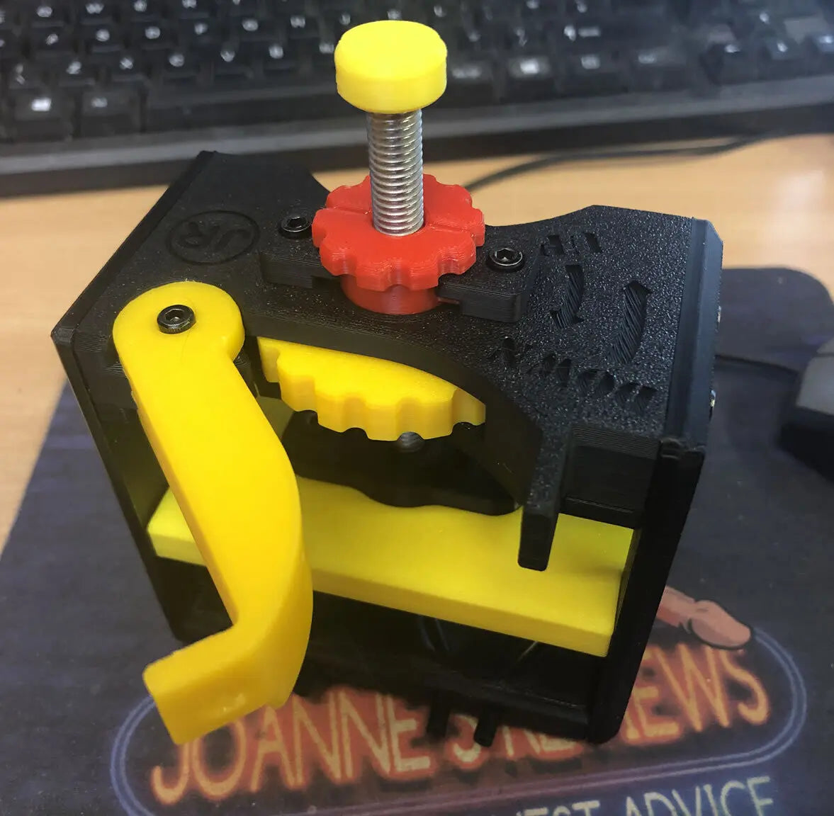 Image showing Joanne's Quad Pole Ball Crusher Electrode